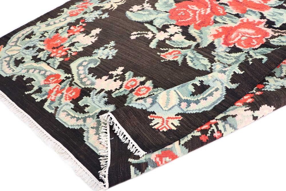 Kilim con patrón de rosas